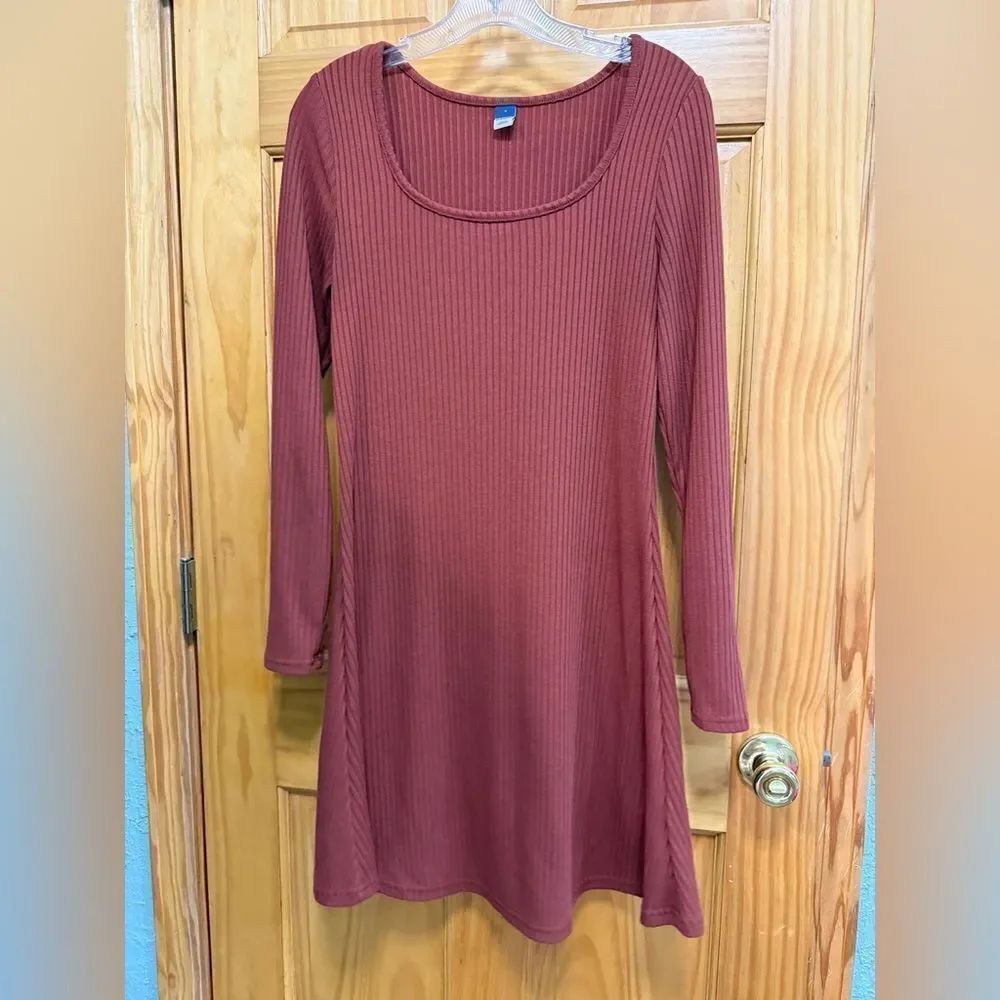 Old Navy size M Elegant Ribbed Long Sleeve Dress - Rust